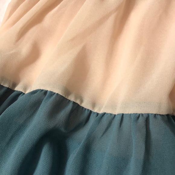 sweater - Picture 5 of 6